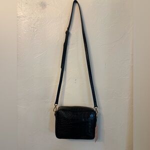 NWT Quince Black Croc-Embossed Crossbody Bag Purse